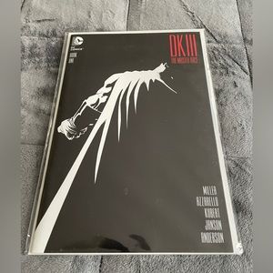 Dark Knight III: The Master Race Issue #1